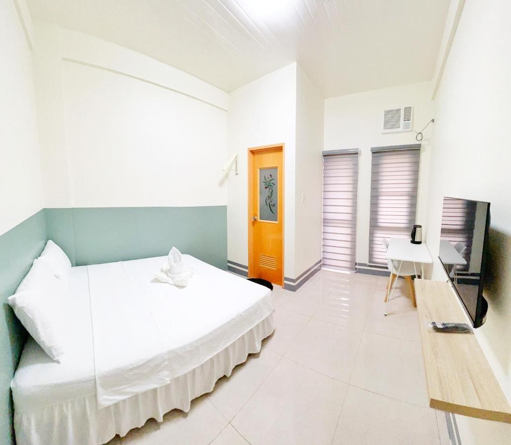 Verra Inn タガイタイ エクステリア 写真